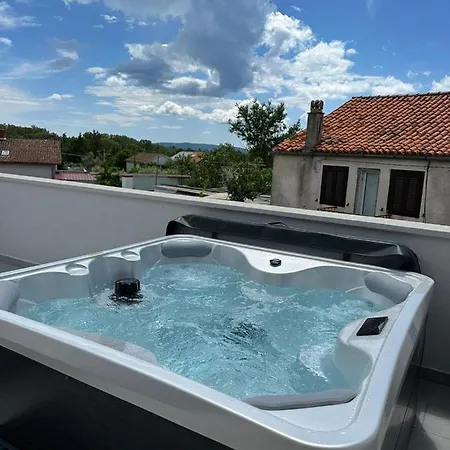 Vila La Terza Milohnici