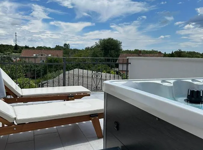 La Terza Villa Milohnici